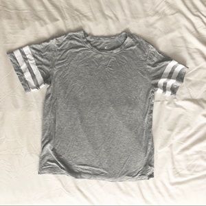 Gray t-shirt